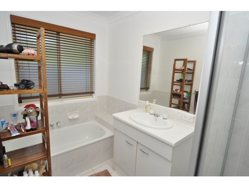 17 Carner Court, Parkwood QLD 4214