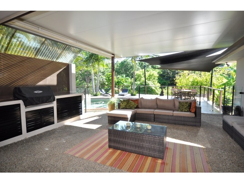 14 Bill Court, Parkwood QLD 4214