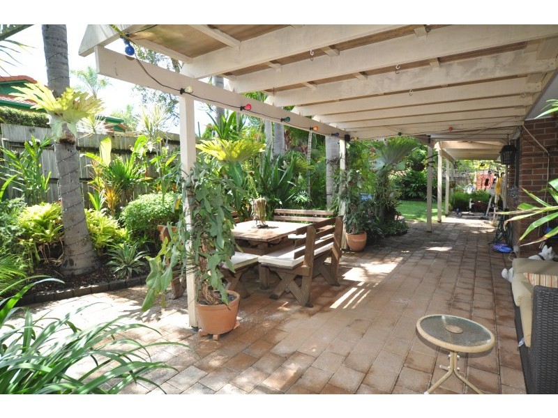 31 Captain Cook Close, Arundel QLD 4214