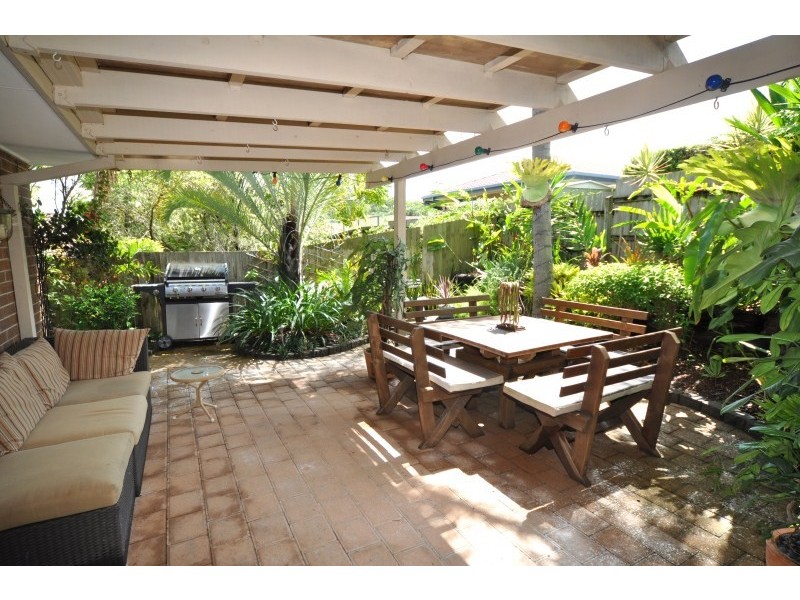 31 Captain Cook Close, Arundel QLD 4214