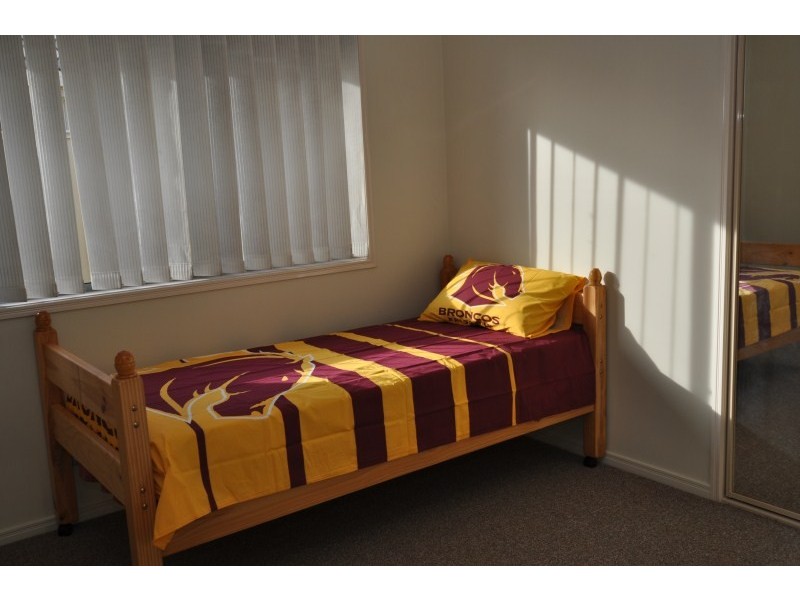 8 Colorado Circuit, Parkwood QLD 4214