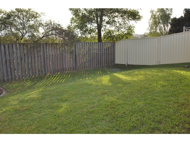 8 Colorado Circuit, Parkwood QLD 4214