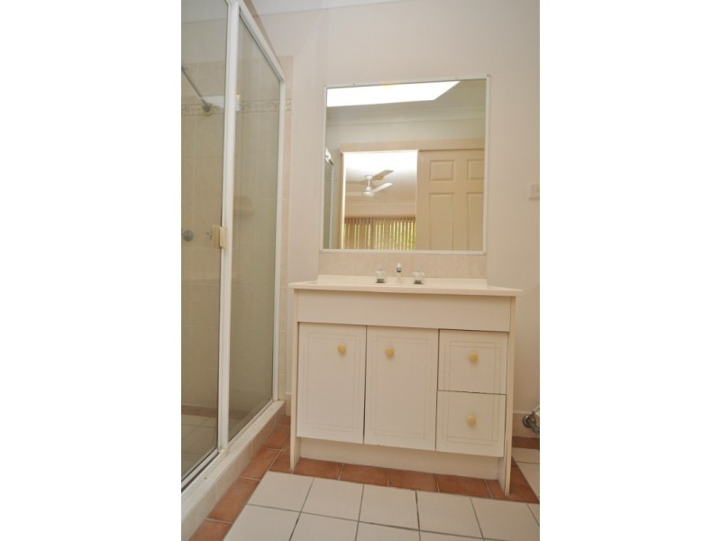 29 Alcott Court, Parkwood QLD 4214