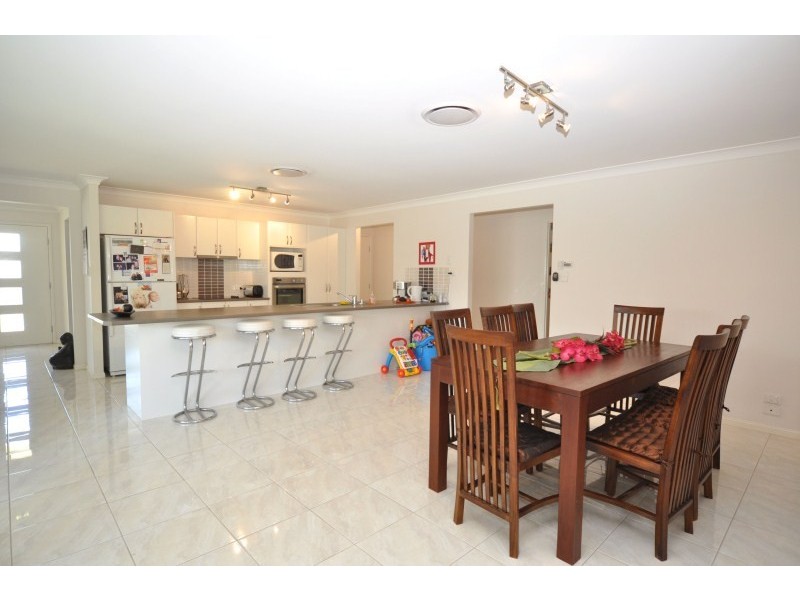 22 Silkwood Way, Molendinar QLD 4214
