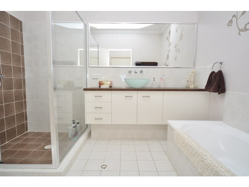 3/38 Government Road, Labrador QLD 4215