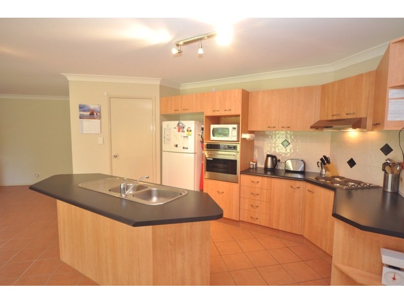 32 Gemini Circuit, Molendinar QLD 4214