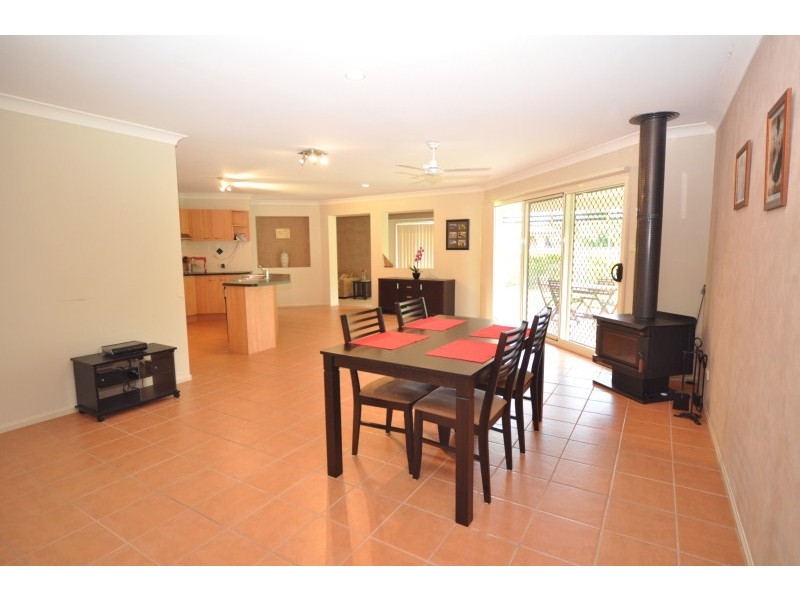 32 Gemini Circuit, Molendinar QLD 4214