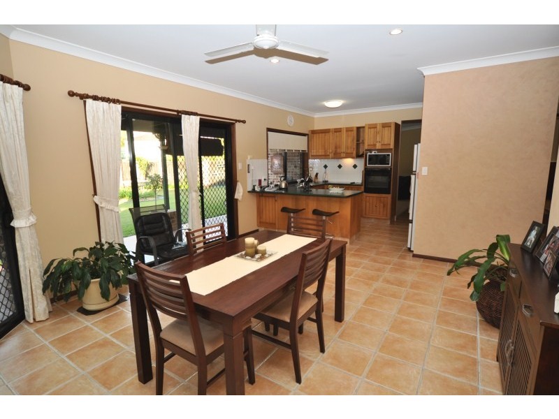 2 Dellwood Circuit, Molendinar QLD 4214