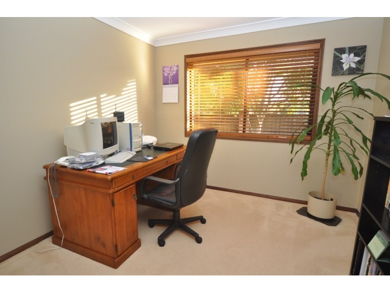 2 Dellwood Circuit, Molendinar QLD 4214