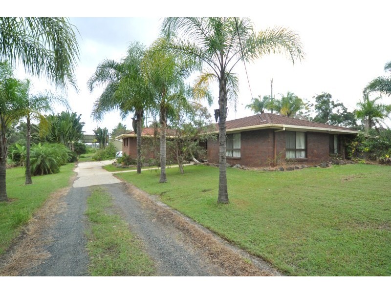 1 Hammond Drive, Gaven QLD 4211
