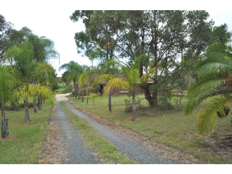 1 Hammond Drive, Gaven QLD 4211