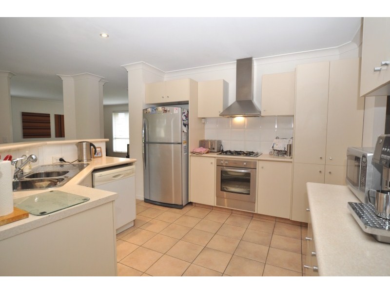 44 Henry Cotton Drive, Parkwood QLD 4214