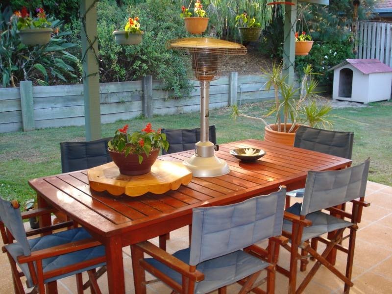 6 County Close, Parkwood QLD 4214