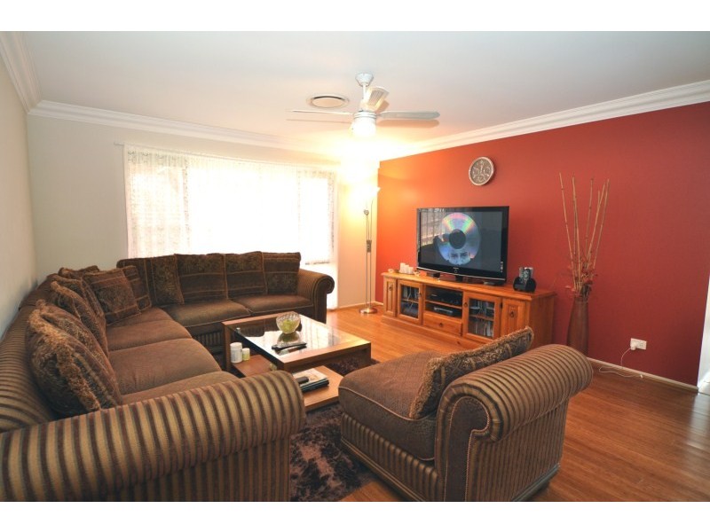 22 Dellwood Circuit, Molendinar QLD 4214