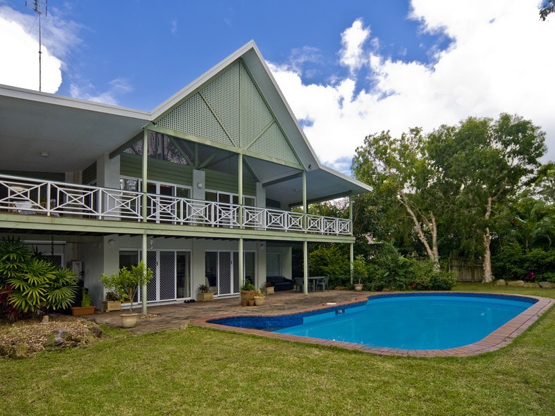 30 Peter Thomson Drive, Parkwood QLD 4214