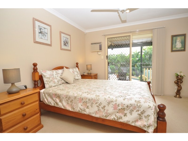 9 Suncrest Court, Parkwood QLD 4214