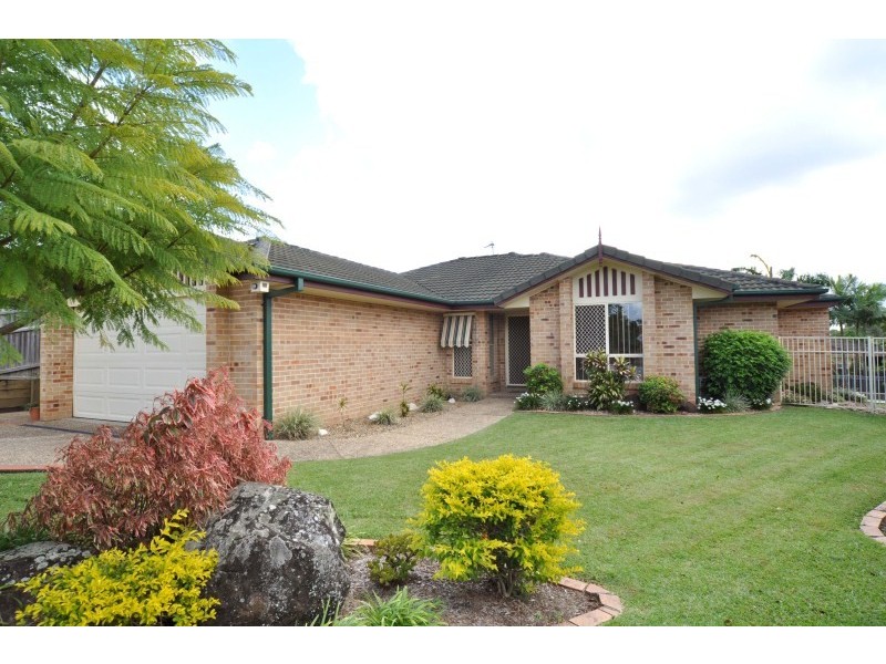 9 Suncrest Court, Parkwood QLD 4214