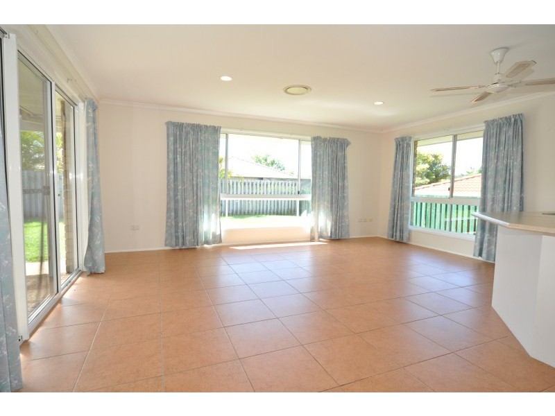 32 Daintree Drive, Parkwood QLD 4214