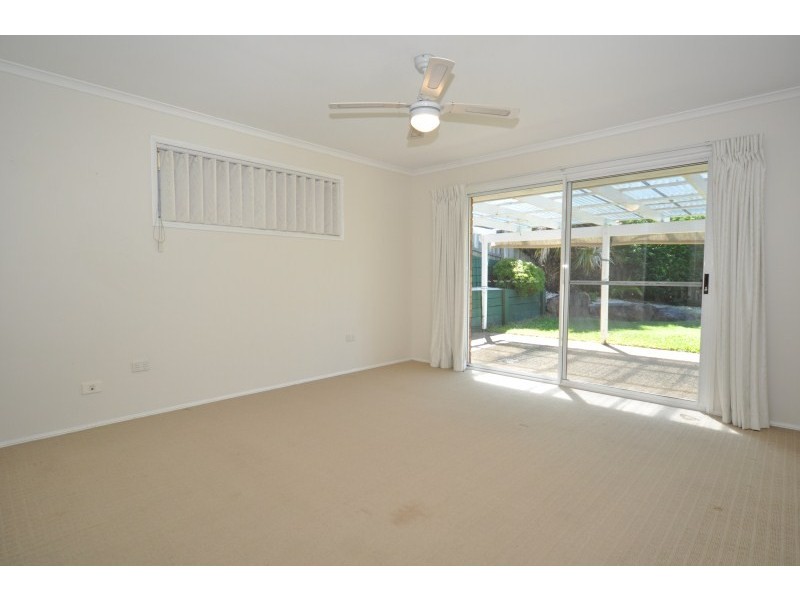 32 Daintree Drive, Parkwood QLD 4214