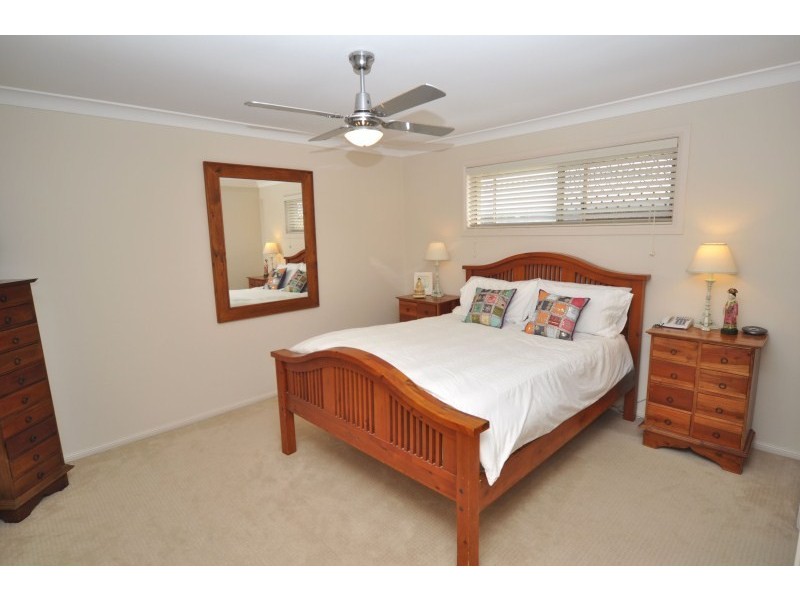 35 Inverness Way, Parkwood QLD 4214