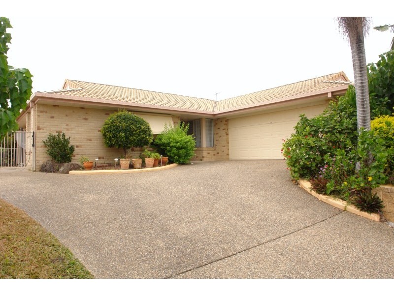 4 Maidstone Place, Parkwood QLD 4214