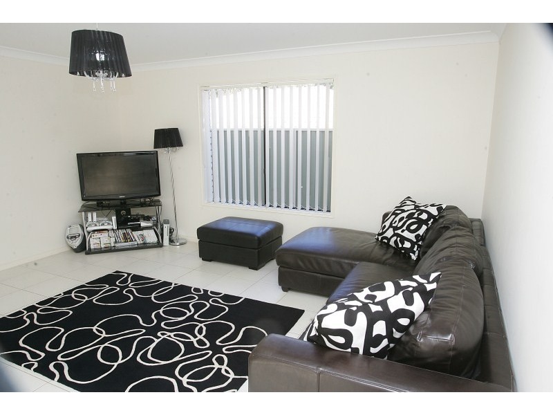 20 Beitz Avenue, Labrador QLD 4215