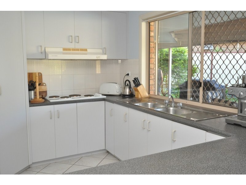 64 Parkwood Boulevarde, Parkwood QLD 4214