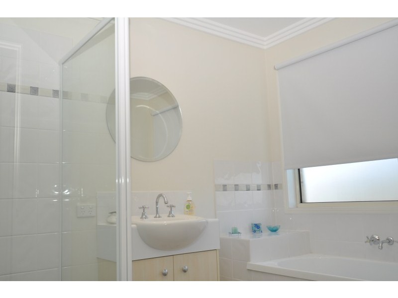 2/197 High Street, Southport QLD 4215