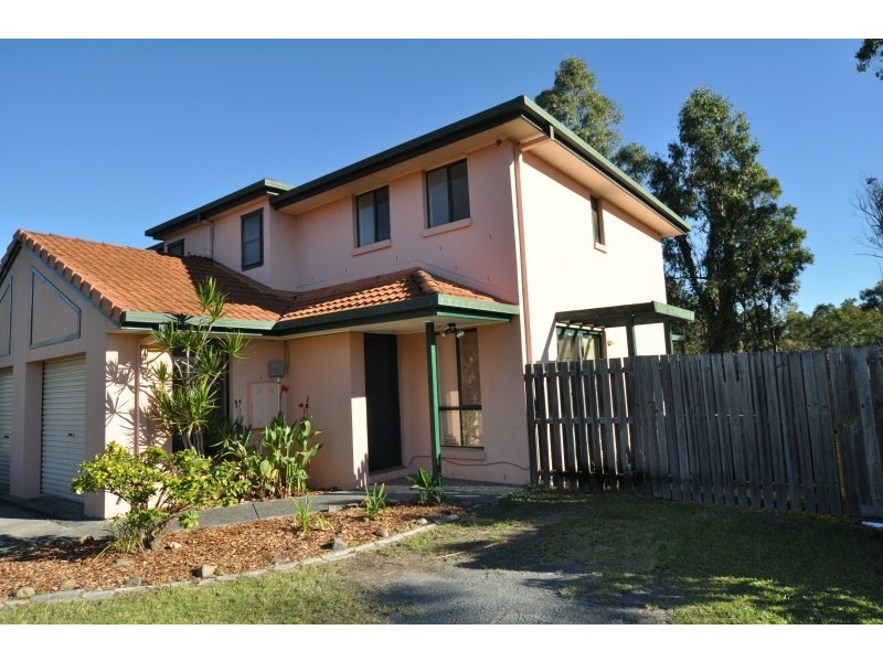 2/104 Greenacre Drive, Parkwood QLD 4214