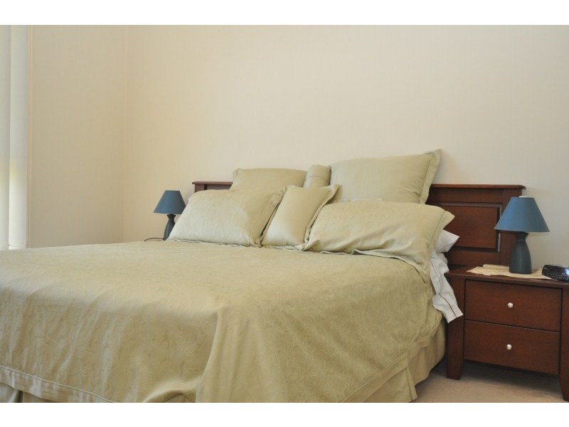 8 Daintree Drive, Parkwood QLD 4214