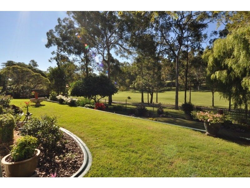 30 Canada Place, Arundel QLD 4214