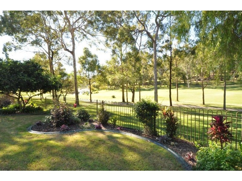 30 Canada Place, Arundel QLD 4214