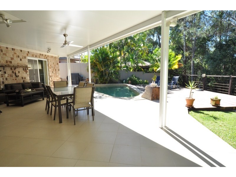 5 Hirono Court, Parkwood QLD 4214