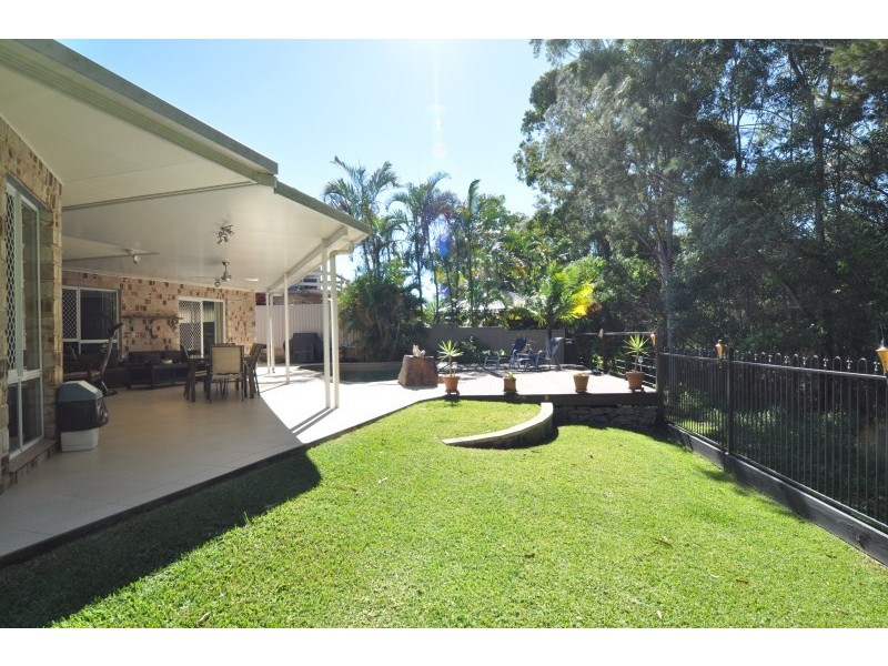 5 Hirono Court, Parkwood QLD 4214