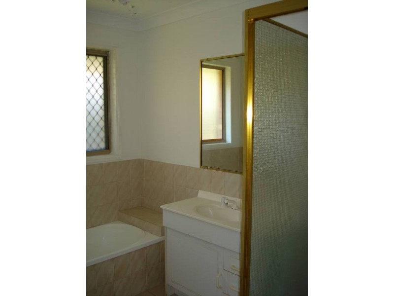 2-11 Riccarton Place, Labrador QLD 4215