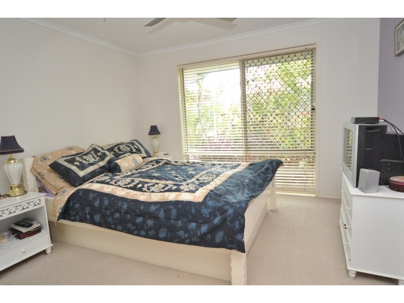 10 Buddy Holly Close, Parkwood QLD 4214