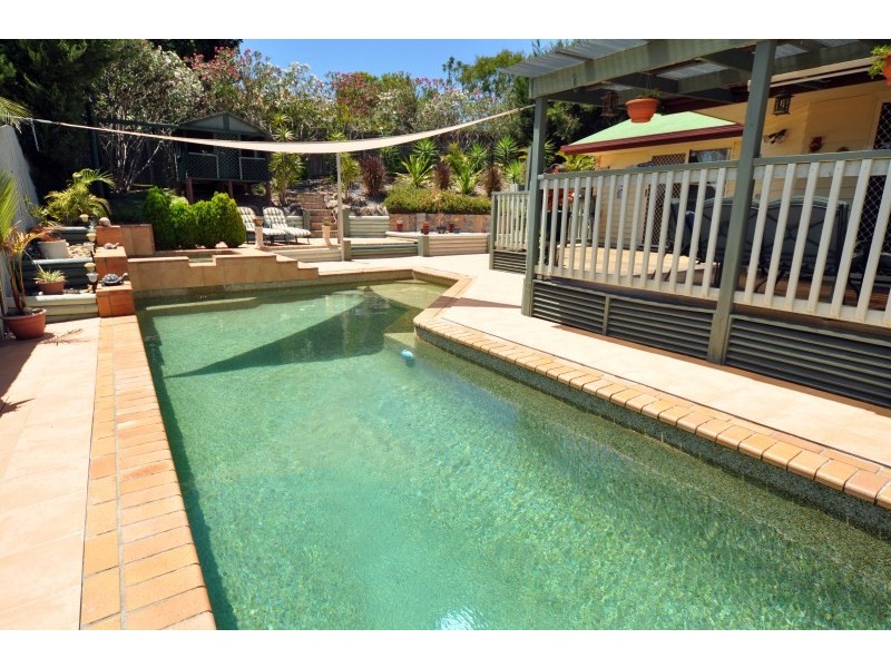 14 Gary Player Crescent, Parkwood QLD 4214