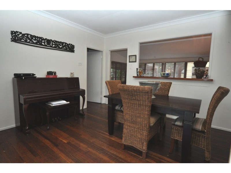 70 Coombe Avenue, Hope Island QLD 4212
