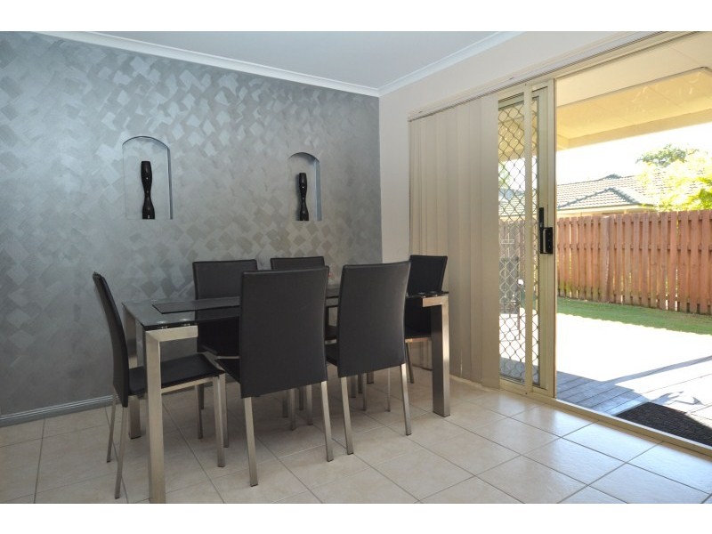 22 Strathalbyn Court, Parkwood QLD 4214