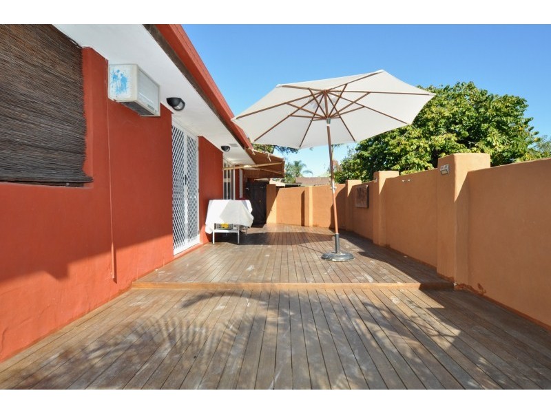 1/48 Stevens Street, Southport QLD 4215
