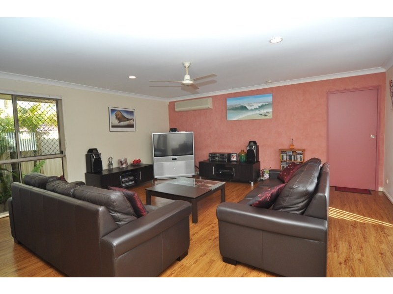 78 Open Drive, Arundel QLD 4214