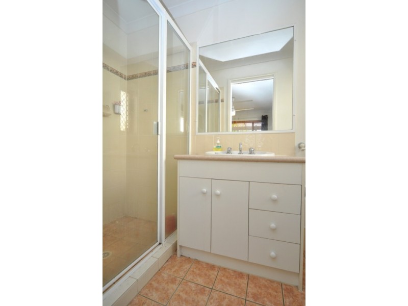 24 Tiger Drive, Arundel QLD 4214