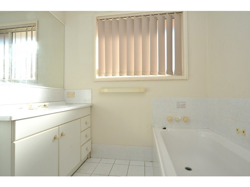 14 Alcott Court, Parkwood QLD 4214