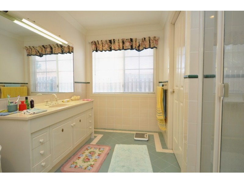 36 Inverness Way, Parkwood QLD 4214