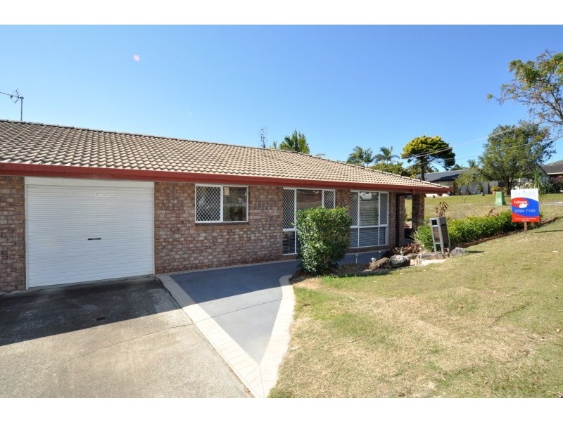 2/2 Freeman Street, Labrador QLD 4215