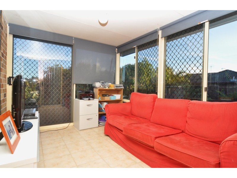 8 Iron Place, Arundel QLD 4214