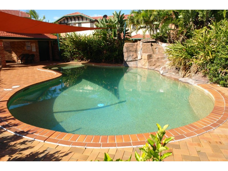 6/75 Brown Street, Labrador QLD 4215