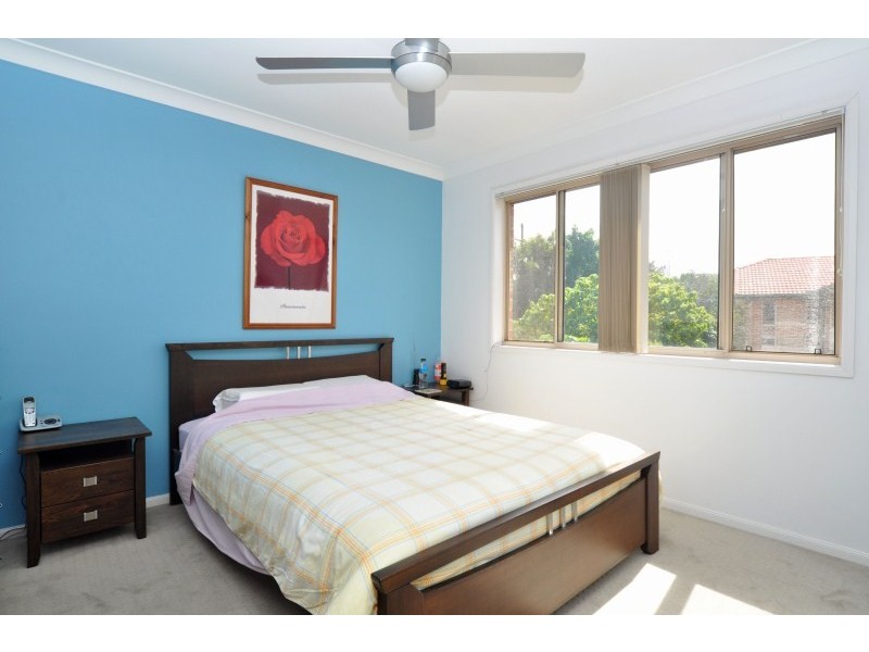 6/75 Brown Street, Labrador QLD 4215