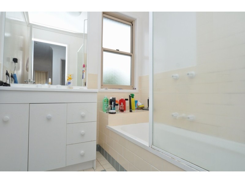 6/75 Brown Street, Labrador QLD 4215