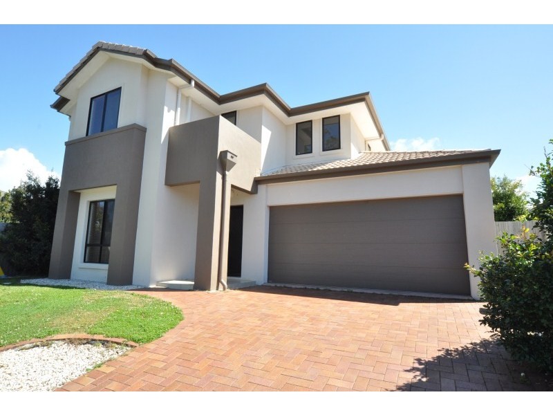 4 Corymbia Way, Molendinar QLD 4214